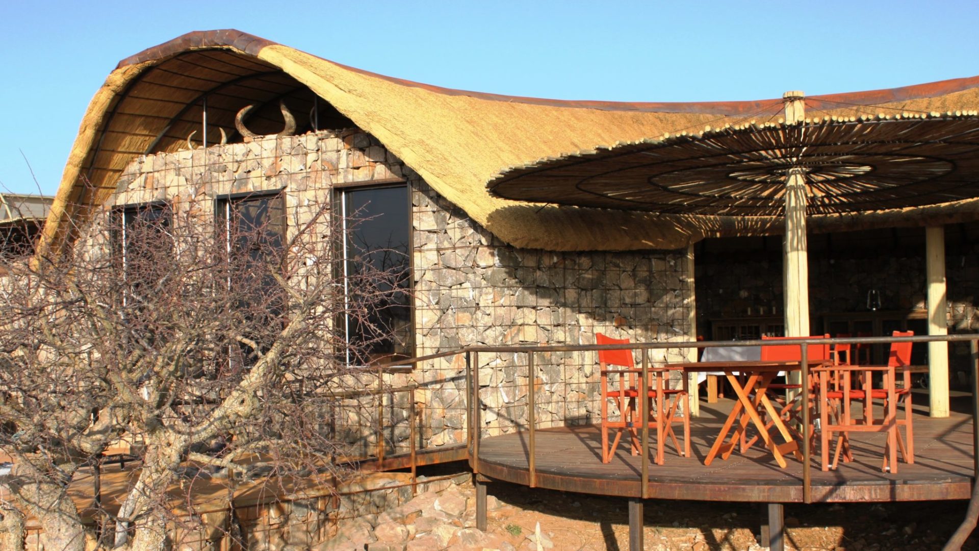 Etambura Camp Main Buildung 1