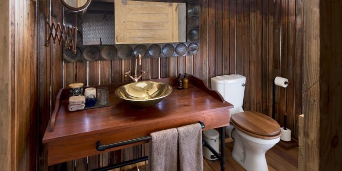 somalisa expeditions hwange bathroom