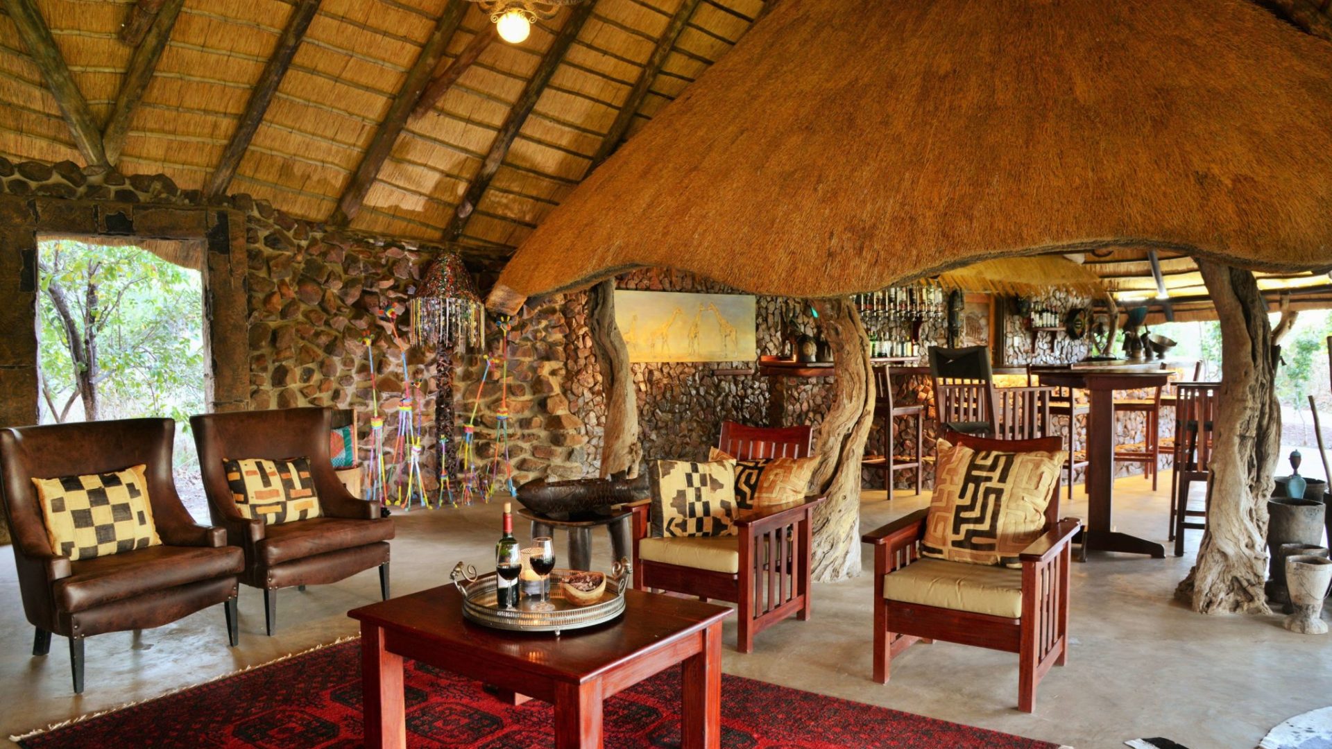 wild track eco lodge lounge