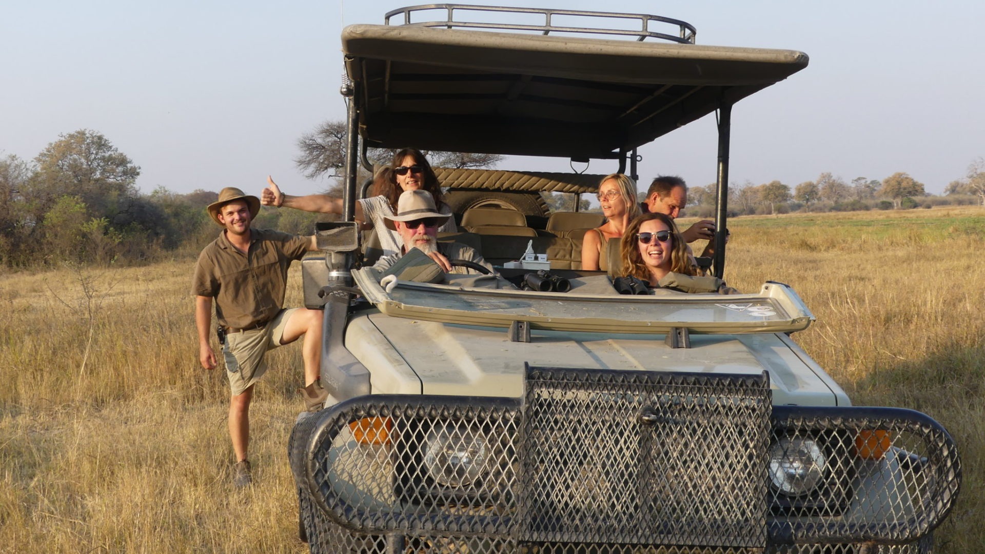 Gesa and Frank Safari Group Car