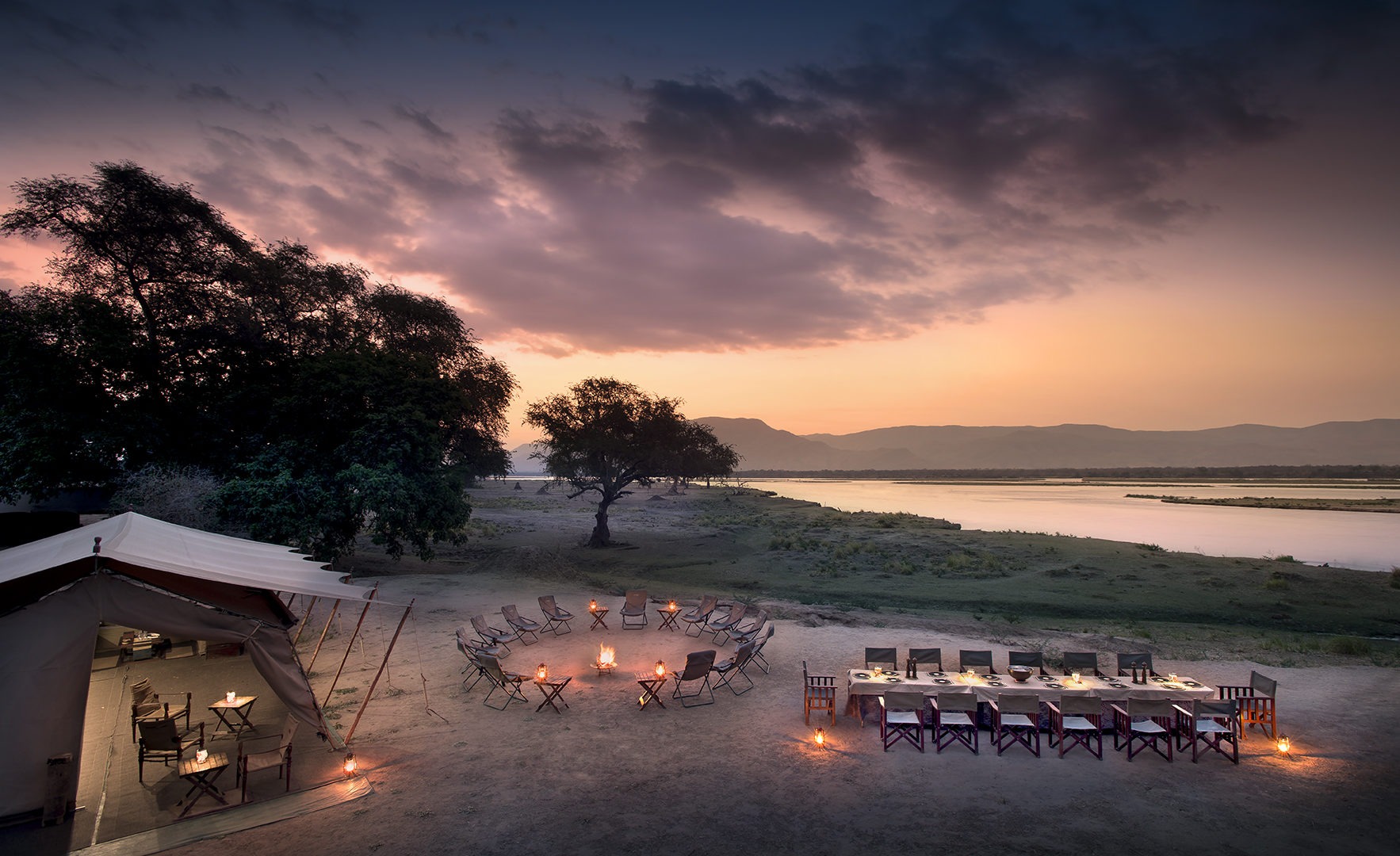 zambezi expeditions mana pools sunset
