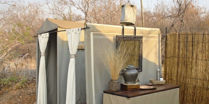 kichaka ruaha bathroom
