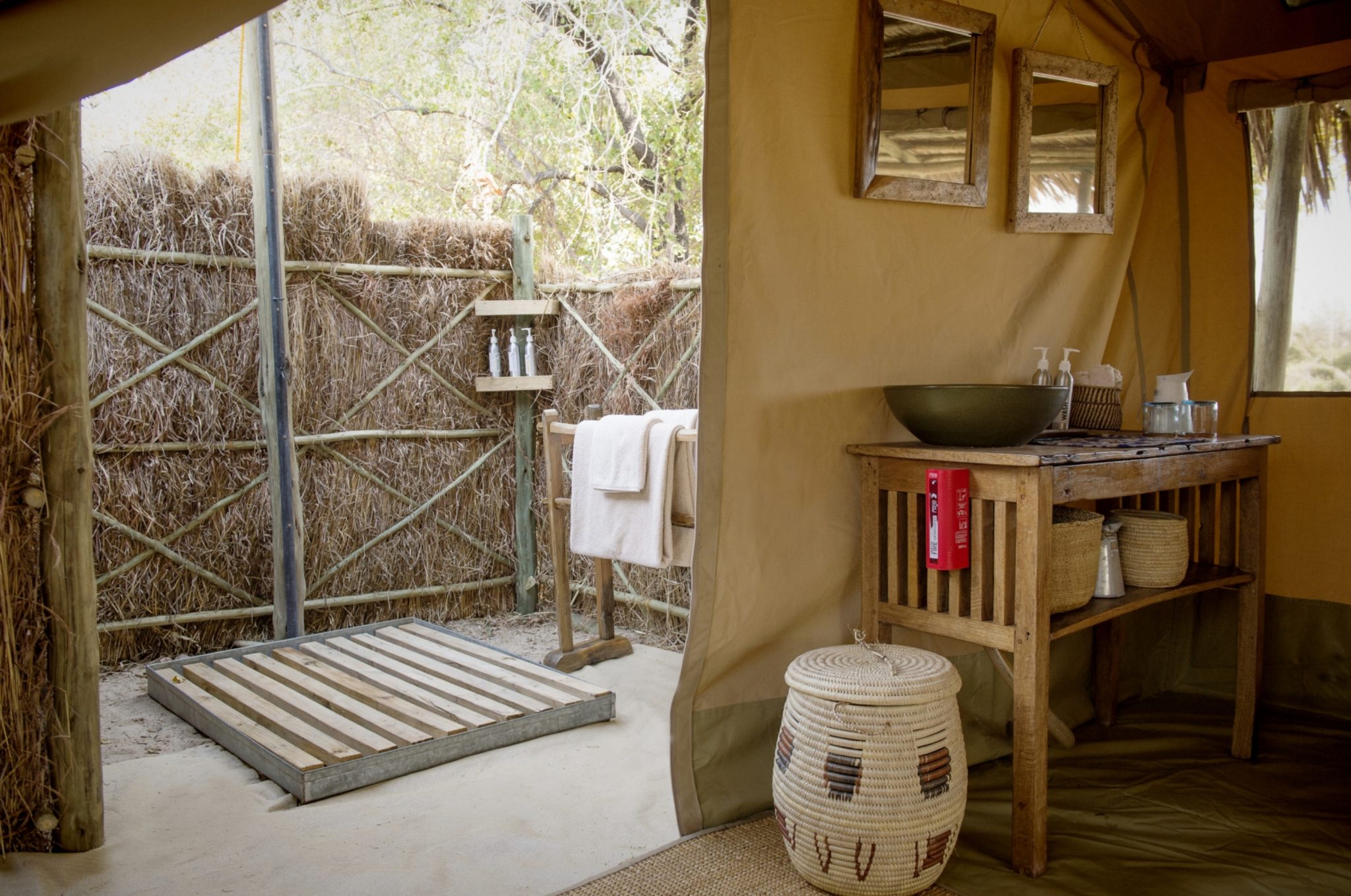 kigelia ruaha bathroom