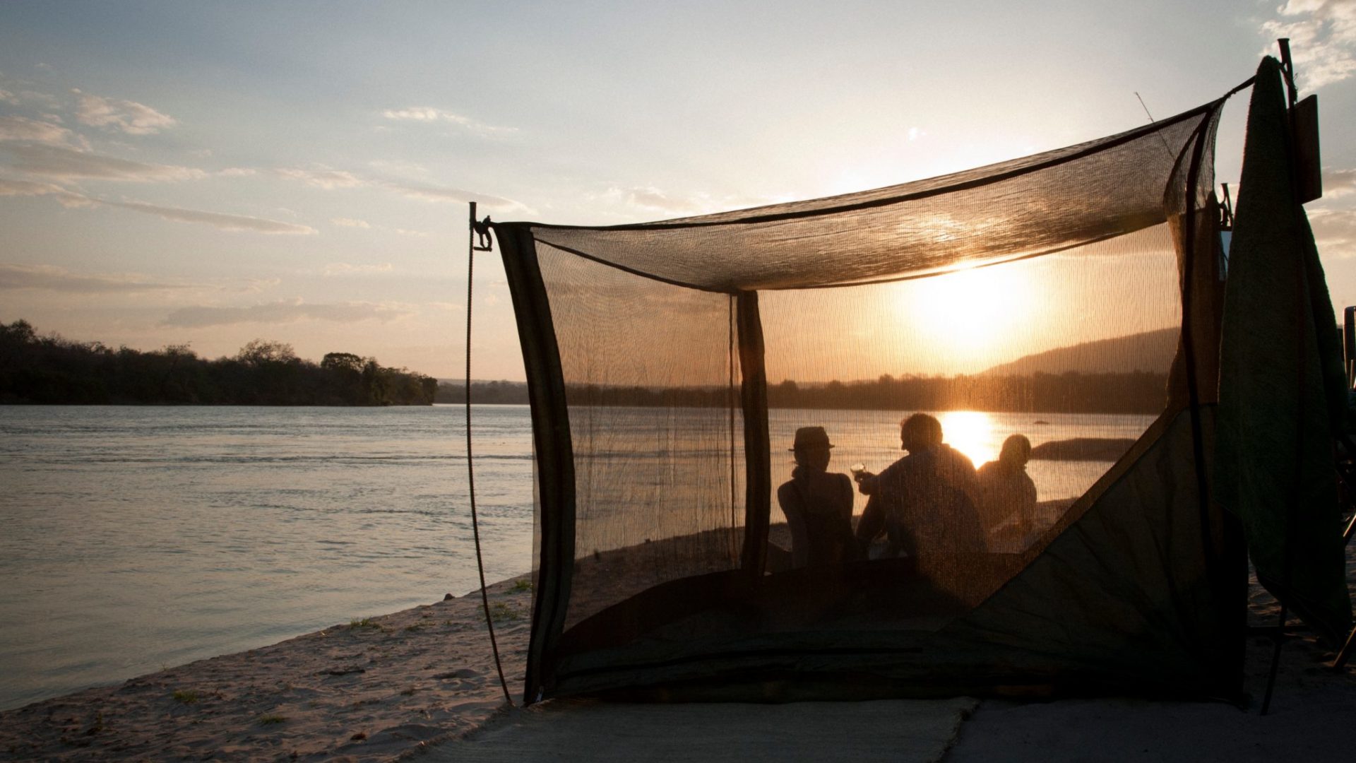 sand rivers selous fly camping tent