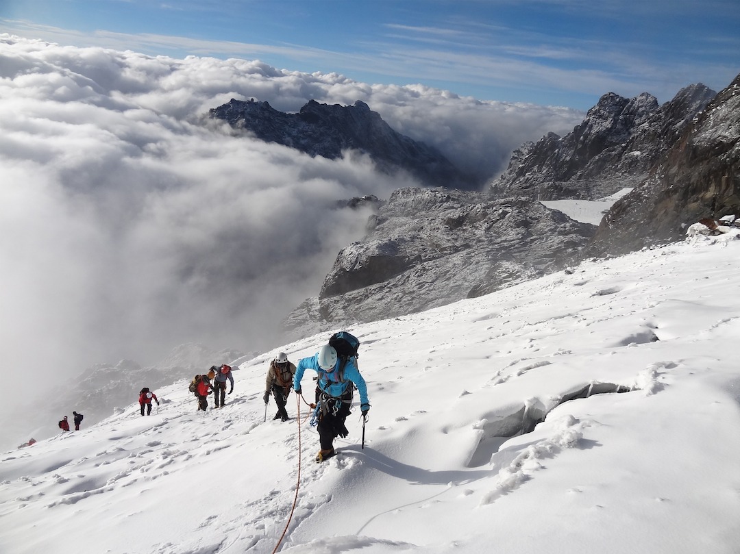 rwenzori trekking uganda margherita summit