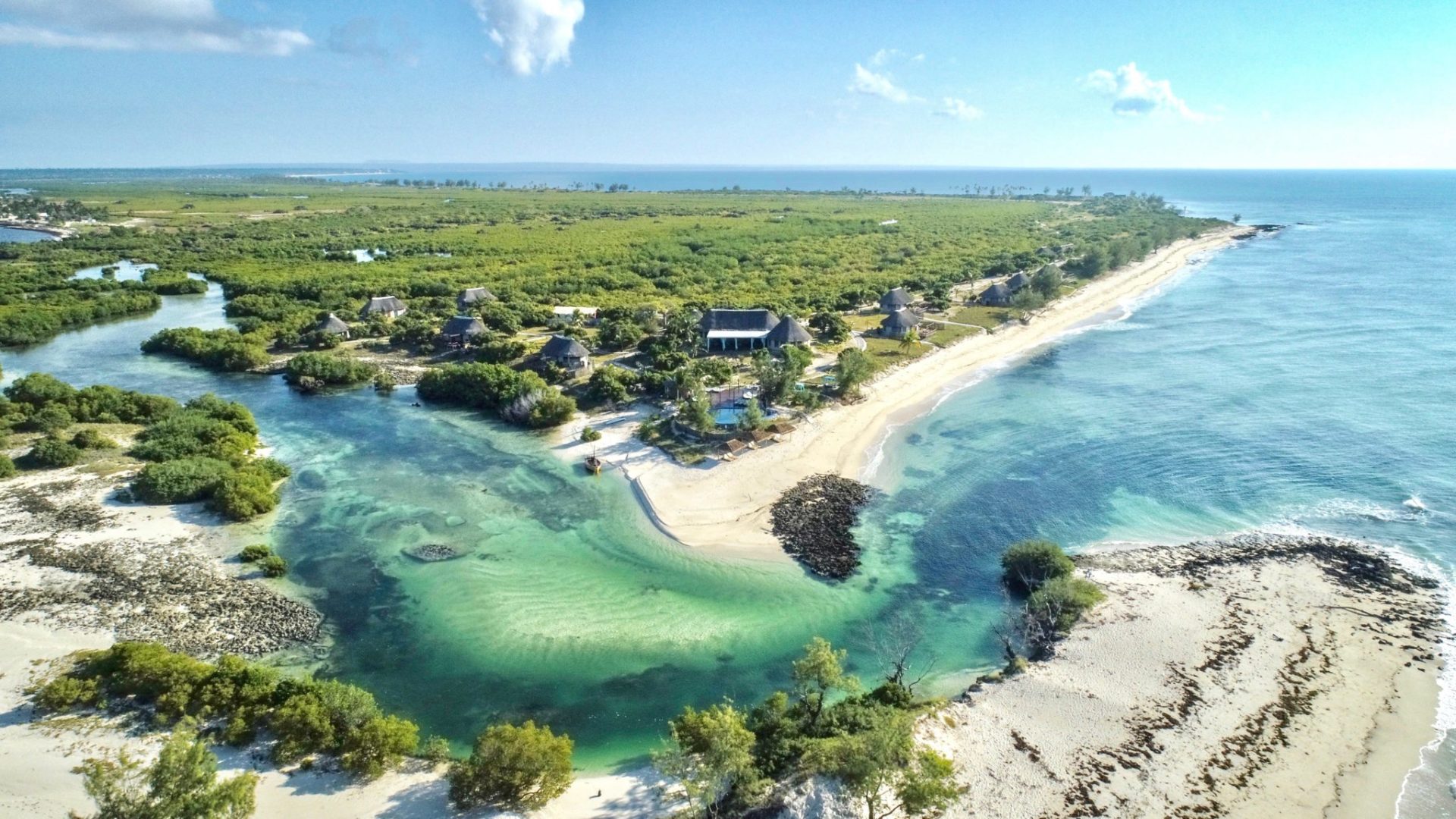 mozambique coral lodge aerial2