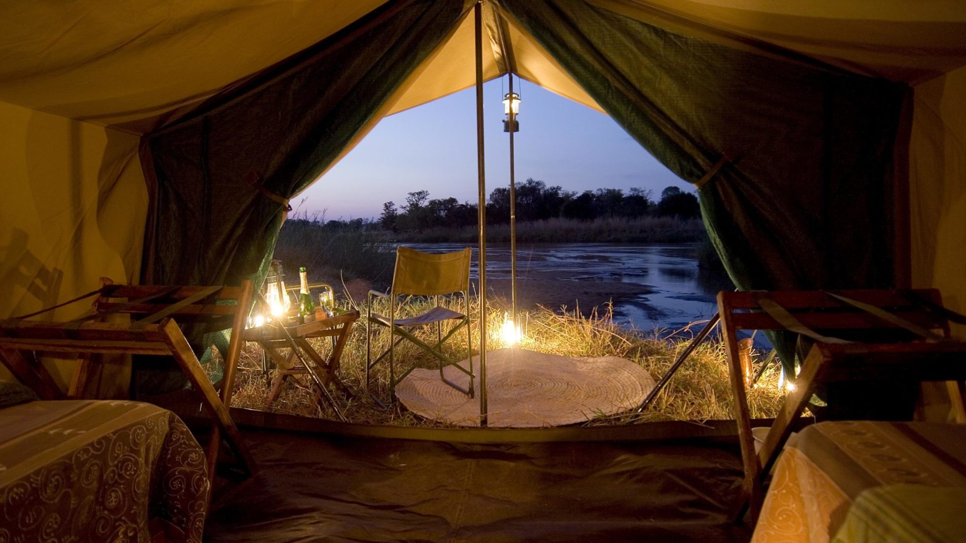zambia south luangwa national park mobile walking safaris 12