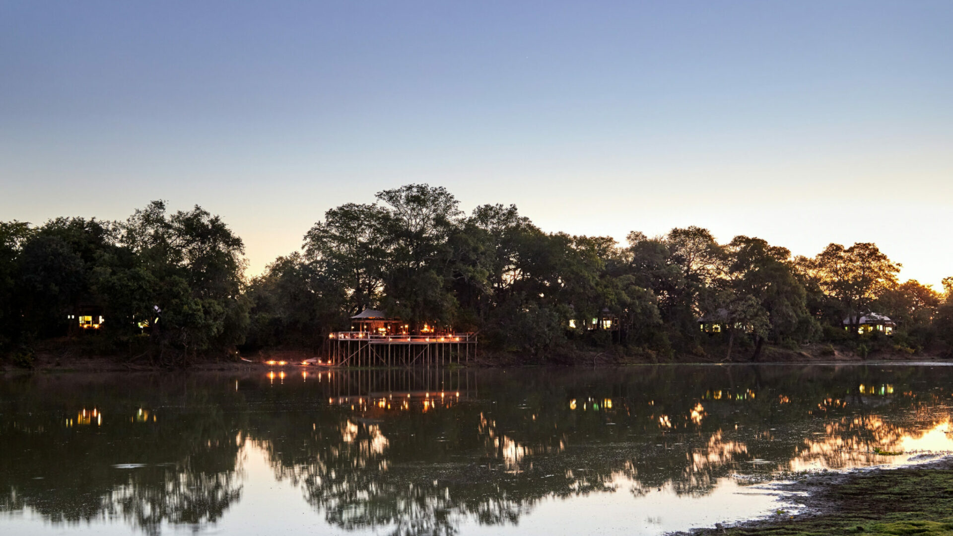 zambia south luangwa thebushcampcompany chindeni 35