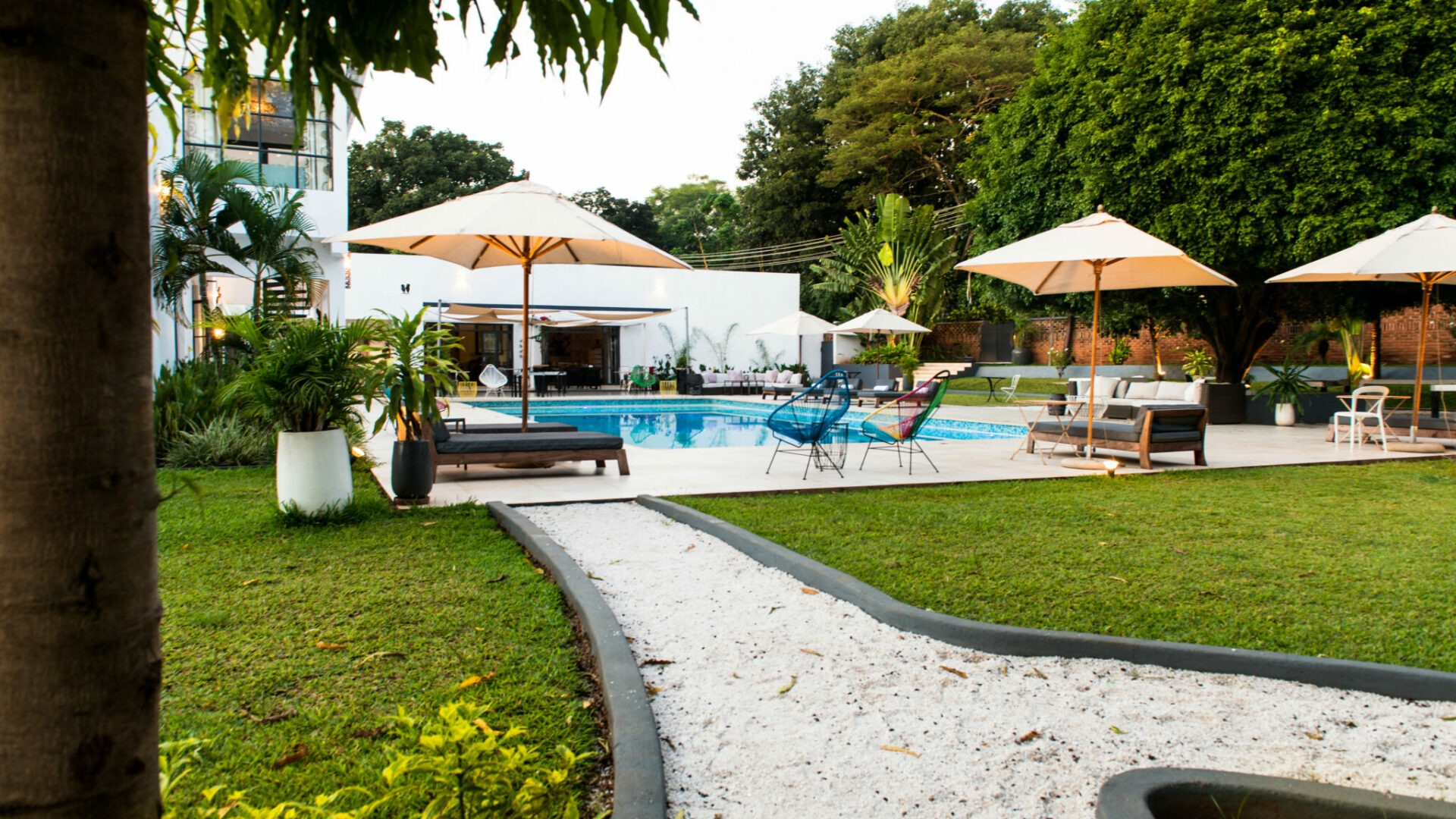 malawi lilongwe latitude 13 hotel16