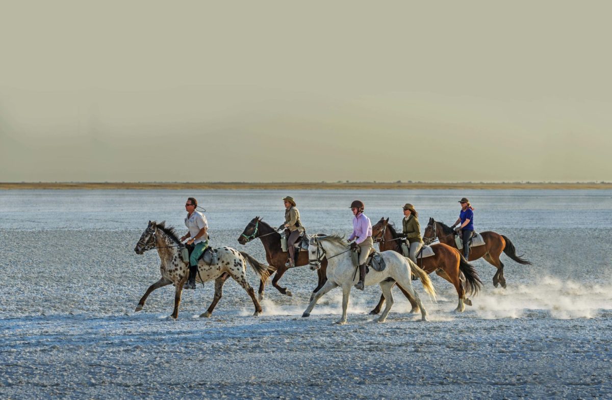 Makgadikgadi Botswana horse riding Dry Pans 1200x785